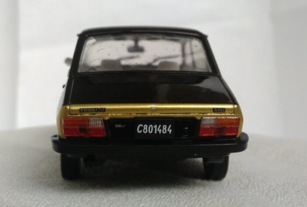 R12 ALPINE 4.jpg (32.88 KiB) Visto 6727 veces Este modelo aun sale a la venta en Abril, lo tengo en Pre-Reserva, entregas primeras unidades estimadas para Julio 2020.