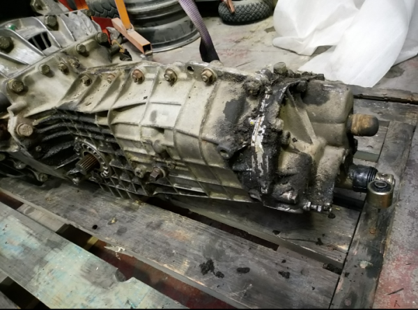 Screenshot_20200215-070009~2.png (640.21 KiB) Visto 2960 veces Empezamos con la caja de velocidades.