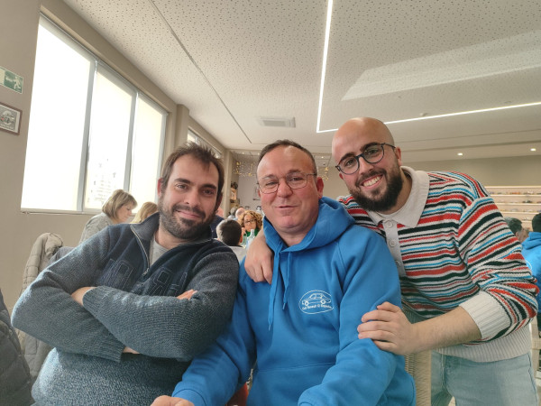 Alberto, Manolo y Bellón
