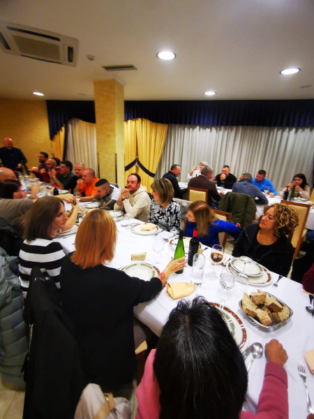 Mesa de comensales