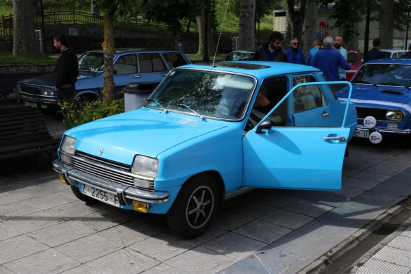 IMG_0200 (Large).JPG (120.84 KiB) Visto 3907 veces R7 Zaragozano venido desde Vitoria pilotado y copilotado por dos hermanos.